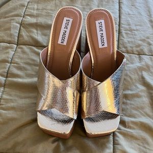 Steve Madden Platform Heel